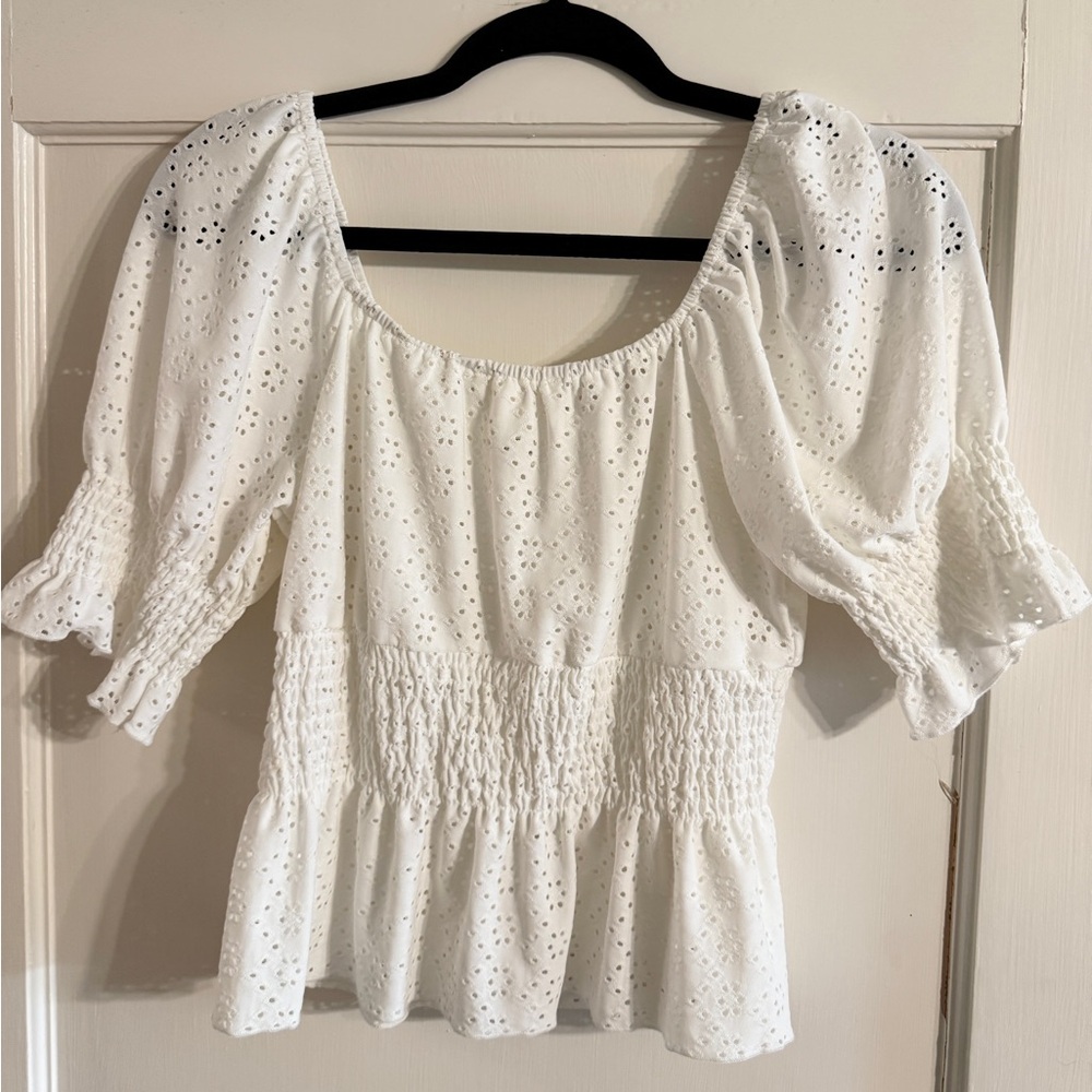 URBAN Romantics White Puff Sleeve Smocked Blouse S
